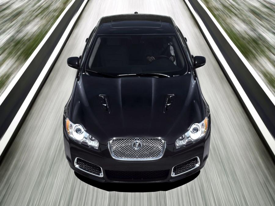  Jaguar XFR 2009 года  (фото 7 из 141)